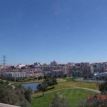 Sunny Suites Golf And Free Parking Guest House Лиссабон Экстерьер фото