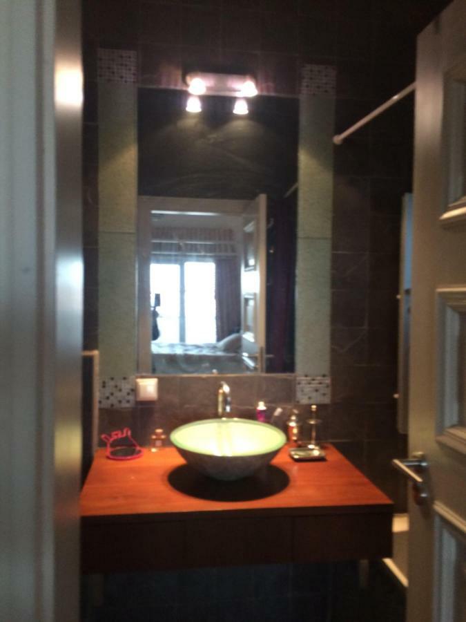 Sunny Suites Golf And Free Parking Guest House Лиссабон Экстерьер фото